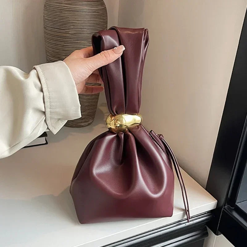 Soft Leather Clutch Bag Luxury Designer Women Pleated Mini Bucket Pouch Temperament Side Zipper Party Evening Bags