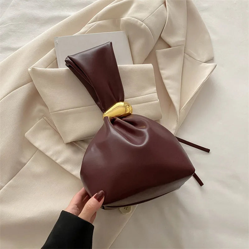 Soft Leather Clutch Bag Luxury Designer Women Pleated Mini Bucket Pouch Temperament Side Zipper Party Evening Bags