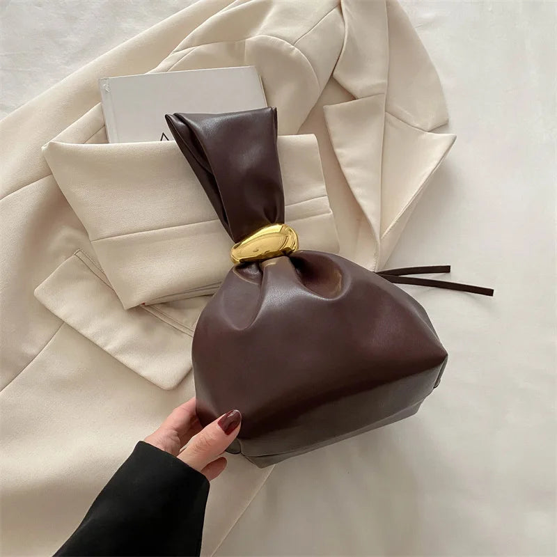Soft Leather Clutch Bag Luxury Designer Women Pleated Mini Bucket Pouch Temperament Side Zipper Party Evening Bags