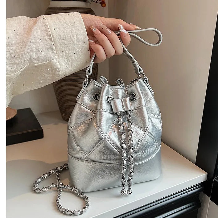 Trendy Small Bucket Bag Women's Fashion Crossbody Purse - Cute Minimalist Chic Shoulder Bag for Girls, Stylish Versatile Handbag