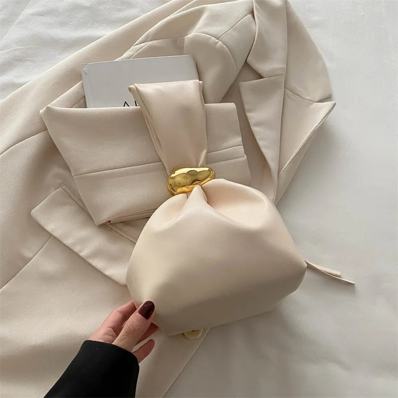 Soft Leather Clutch Bag Luxury Designer Women Pleated Mini Bucket Pouch Temperament Side Zipper Party Evening Bags